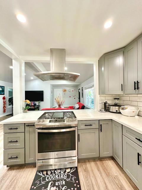383 Chateau La Salle Drive, San Jose CA: https://media.crmls.org/mediaz/be9d9d8d-06fa-4397-bf9f-b3f07197e8fb.jpg