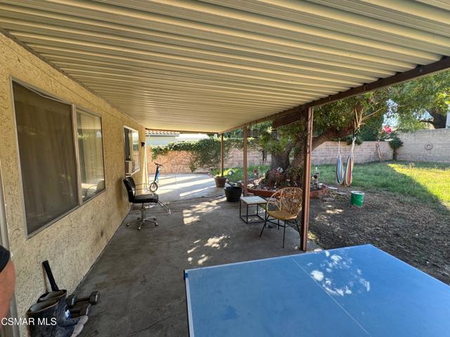 1459 Willowbrook Lane, Simi Valley CA: https://media.crmls.org/mediaz/be9e7b46-1074-49bc-9ccc-34f161237ede.jpg