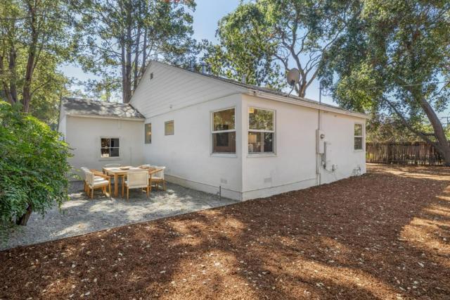 1055 Oakland Avenue, Menlo Park CA: https://media.crmls.org/mediaz/be9f6520-83c0-4a1d-897e-29003f940cca.jpg