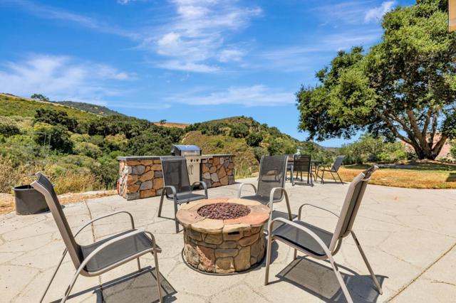 28837 Underwood Road,  CA: https://media.crmls.org/mediaz/be9f9cf0-0e52-4e95-85bd-5332e25b4883.jpg
