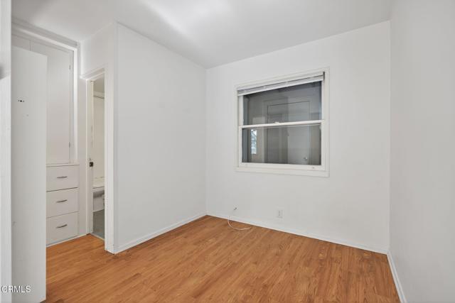 1211 Cruzero Street, Ojai CA: https://media.crmls.org/mediaz/be9fd5bb-0cd4-4ec9-aa3f-024c0d2b0584.jpg