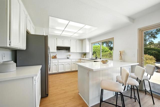 Detail Gallery Image 11 of 47 For 2165 Flying Hills Ln, El Cajon,  CA 92020 - 3 Beds | 2/1 Baths