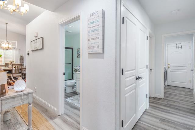 715 Bobcat Ln, Manteca CA: https://media.crmls.org/mediaz/bea054d1-0492-479c-93c0-db90d8c719ae.jpg