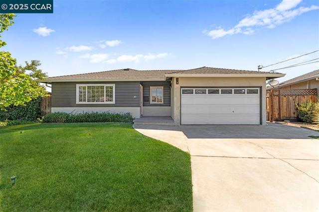 365 Pestana Pl, Livermore CA: https://media.crmls.org/mediaz/bea105ed-8b7a-49cd-aa50-a6c9c3dd5a28.jpg