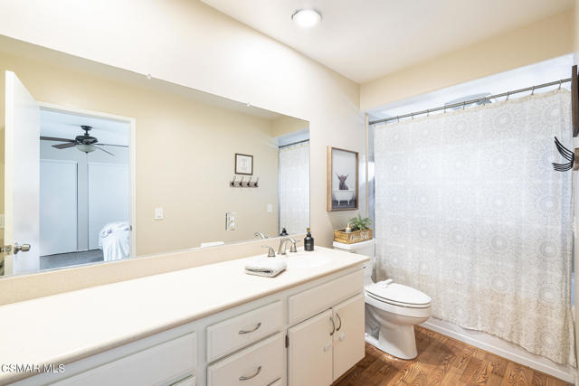 658 Rosewood Avenue, Camarillo CA: https://media.crmls.org/mediaz/bea15d60-65ca-4d1a-9fbe-31912aff049a.jpg