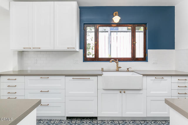 Detail Gallery Image 8 of 25 For 5240 Ellenwood Pl, Los Angeles,  CA 90041 - 4 Beds | 2 Baths