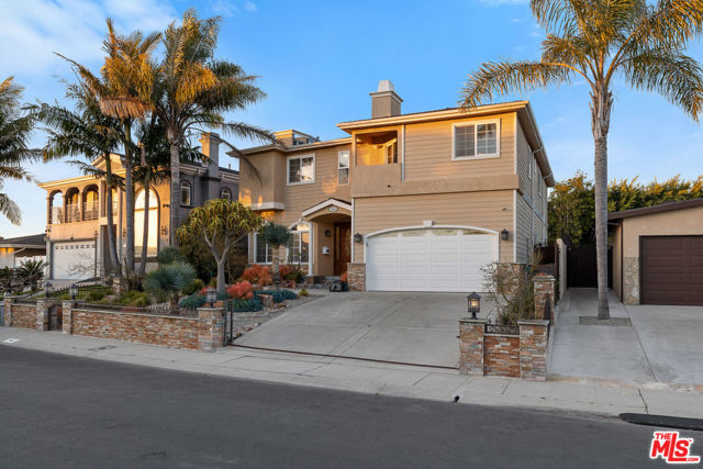 7412 Denrock Avenue, Los Angeles CA: https://media.crmls.org/mediaz/bea244f5-7fab-47ad-a4ae-e8e9977bab6f.jpg