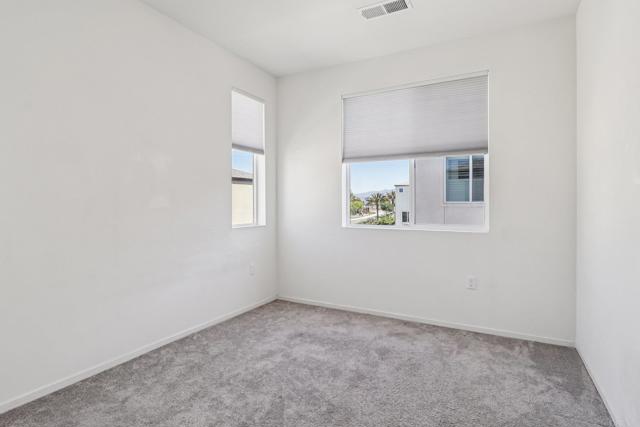 Image 23 of 50 For 5265 Beachfront Cove Street