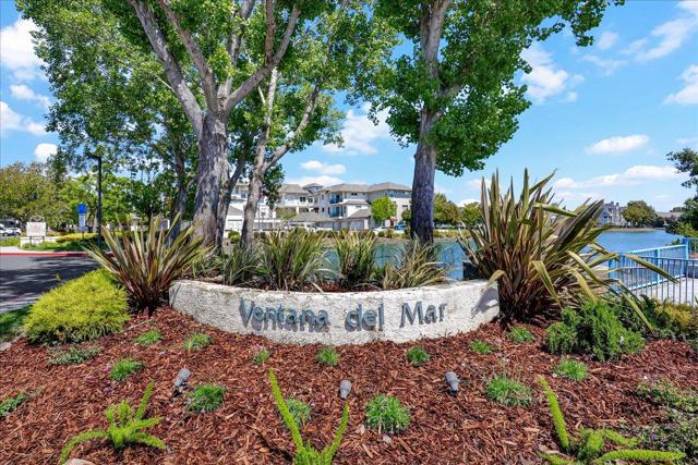 401 Baltic Circle,  CA: https://media.crmls.org/mediaz/bea2e9fe-00ee-4692-b908-2bcc47f8ea49.jpg