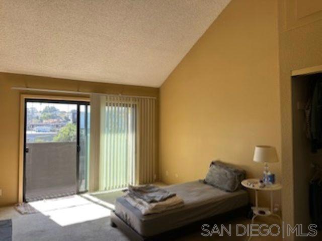 2258 Caminito Pescado, San Diego CA: https://media.crmls.org/mediaz/bea2fd68-9848-4ed3-883c-9269047592b3.jpg