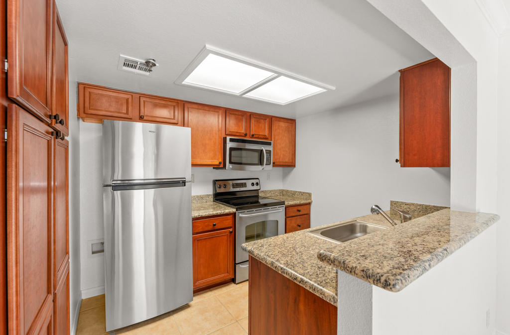 MLS #219131525DA image #8