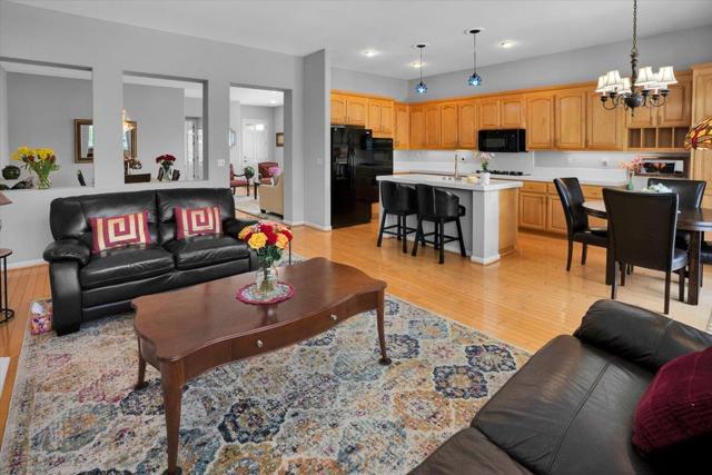 8873 Wine Valley Circle, San Jose CA: https://media.crmls.org/mediaz/bea3bccb-4972-4930-a13f-0d2644fcc913.jpg