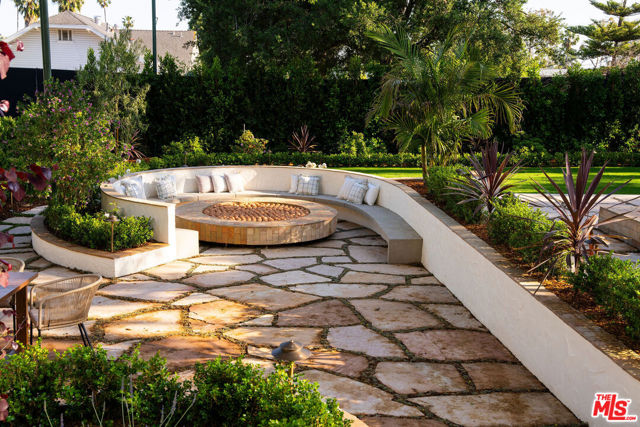 2110 Hill Drive, Los Angeles CA: https://media.crmls.org/mediaz/bea4009c-45a6-4761-8932-4fa32ebc9fd7.jpg