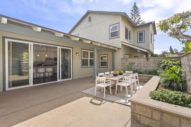 Detail Gallery Image 32 of 42 For 871 Tarento Dr, San Diego,  CA 92106 - 4 Beds | 3 Baths