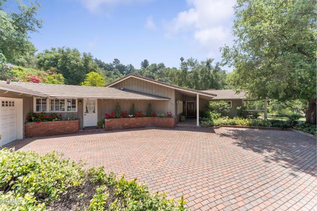 2210 Brambling Lane, Pasadena CA: https://media.crmls.org/mediaz/bea75f24-9ceb-4a20-be99-ed6412cd86b0.jpg