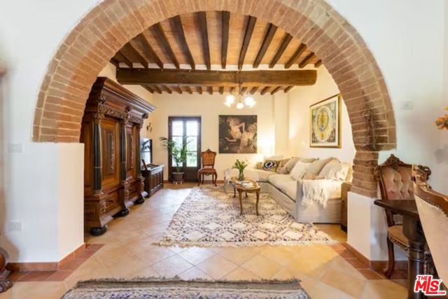 10 Via San Lorenzo, Umbria, ITALY,  CA: https://media.crmls.org/mediaz/bea770ab-2aab-4c5d-a320-a9c1f287c5c7.jpg