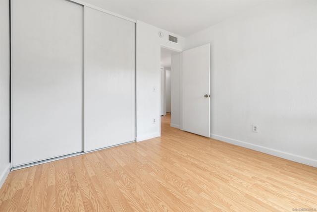 9120 GRAMERCY DR, San Diego CA: https://media.crmls.org/mediaz/bea8143e-113f-413d-89dd-57d59766b0e1.jpg