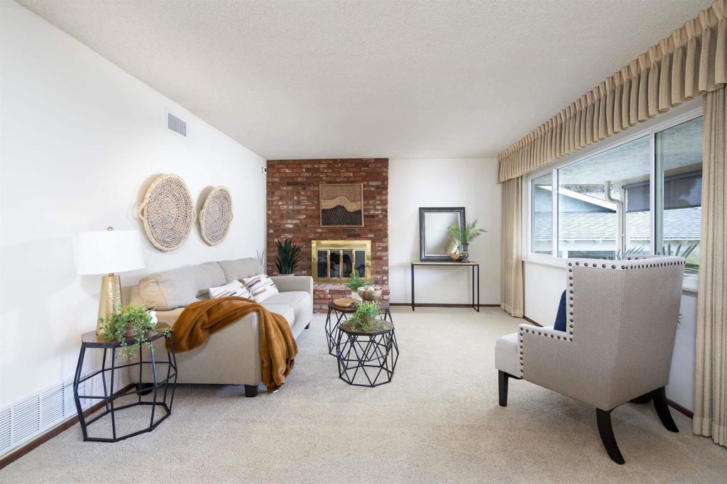 MLS #250036478SD img 7