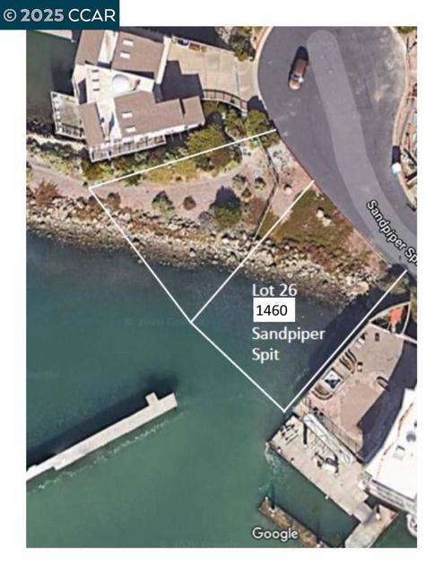 1460 Sandpiper Spit, Richmond CA: https://media.crmls.org/mediaz/bea98bf5-04cd-4fb5-8934-6278ad66e8bf.jpg