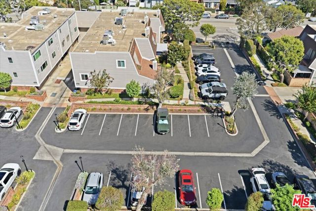 13065 Mindanao Way, 8 photo 32