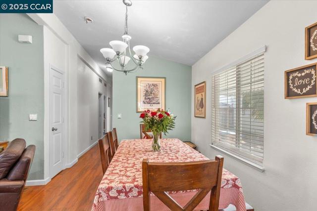 193 Maureen Cir, Bay Point CA: https://media.crmls.org/mediaz/beaa3d8b-f10c-4f1e-a904-7ff360366a82.jpg