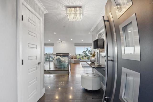 560 California Way, Woodside CA: https://media.crmls.org/mediaz/beaac3c3-a961-4087-8096-106825497cbb.jpg