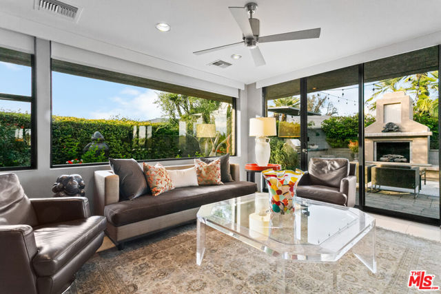 4 Trinity Court, Rancho Mirage CA: https://media.crmls.org/mediaz/beafb38d-0340-46d4-af7c-2cd383a8ba2a.jpg