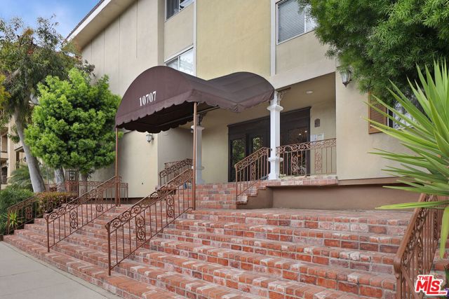 Image 3 for 10707 Camarillo St #314, North Hollywood, CA 91602