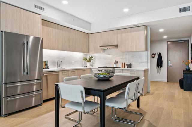 188 W Saint James Street, San Jose CA: https://media.crmls.org/mediaz/beb281aa-93dc-4b0b-be48-ad32b337592e.jpg