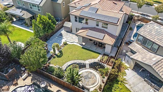 2288 Jessica Way, Tracy CA: https://media.crmls.org/mediaz/beb2ef7f-09e8-4bbb-827c-940cf8e57056.jpg