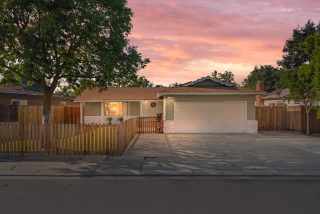 816 Bowen Avenue, Modesto CA: https://media.crmls.org/mediaz/beb36700-685b-4b9f-9ff7-960ac6783259.jpg