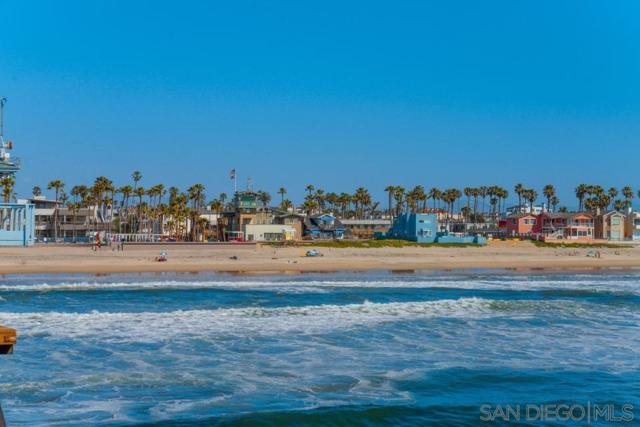 736 Florence St, Imperial Beach CA: https://media.crmls.org/mediaz/beb3a4d5-26c4-4993-9dfe-823c55e66141.jpg