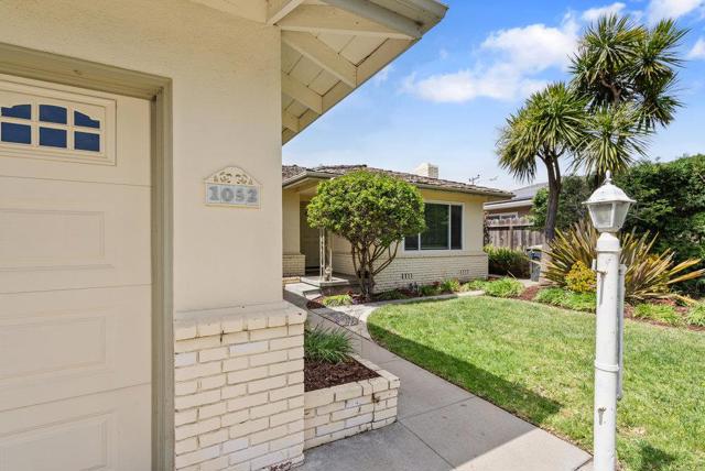 1052 San Simeon Drive, Salinas CA: https://media.crmls.org/mediaz/beb55c3f-706d-4a79-a814-8ba43a6c5ae2.jpg