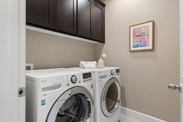 129 Ivory Palm Terrace, Sunnyvale CA: https://media.crmls.org/mediaz/beb6d4ed-f72a-47a0-bcf9-2769d2ac639e.jpg