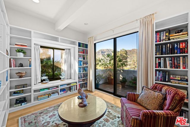 1622 Michael Lane, Pacific Palisades CA: https://media.crmls.org/mediaz/beb7cf7e-9072-482c-8b01-91e279b31543.jpg