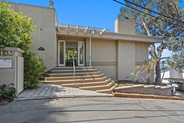 405 W Nutmeg St, San Diego CA: https://media.crmls.org/mediaz/beb83619-7a19-471c-982f-53a6dbcd0c7b.jpg