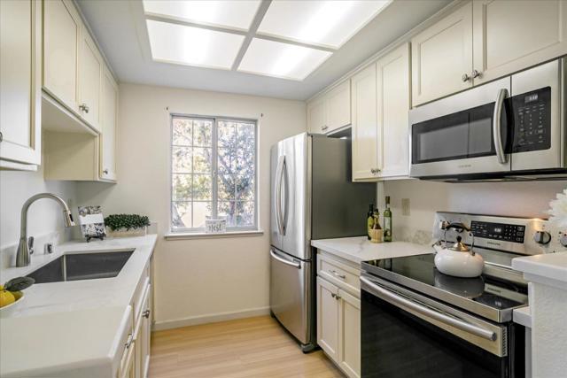 5973 Lake Almanor Drive, San Jose CA: https://media.crmls.org/mediaz/beb840a1-c665-498c-96fa-0bd10c5242da.jpg