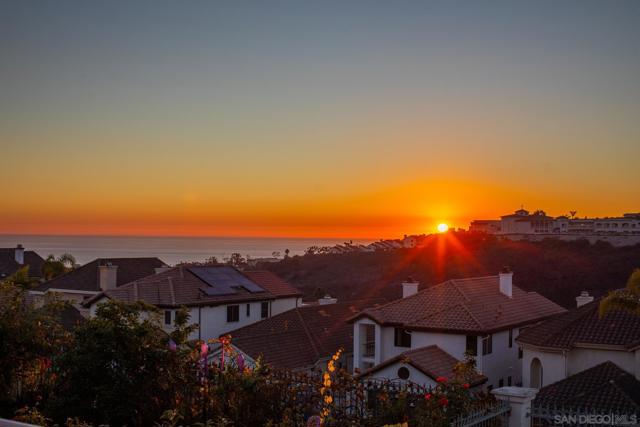 37 Santa Lucia, Dana Point CA: https://media.crmls.org/mediaz/beb8ea62-e78f-4ce0-897c-bb2e981e28fc.jpg