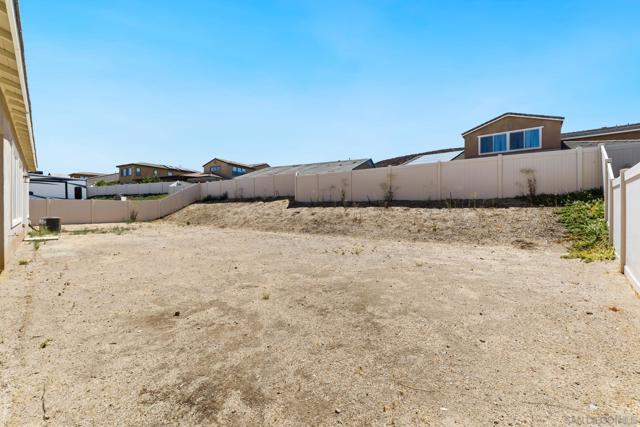 Image 33 of 36 For 31129 Quarter Horse Way
