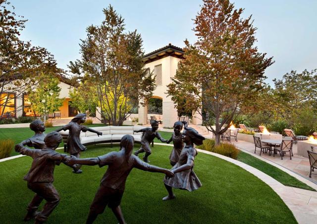 27500 La Vida Real, Los Altos Hills CA: https://media.crmls.org/mediaz/bebb68ae-d1f1-4c52-8905-013514000d54.jpg