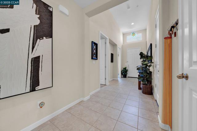 150 Rancho Bernado Ct, Pittsburg CA: https://media.crmls.org/mediaz/bebc9628-95b5-496c-b0ed-3eb33594ce04.jpg