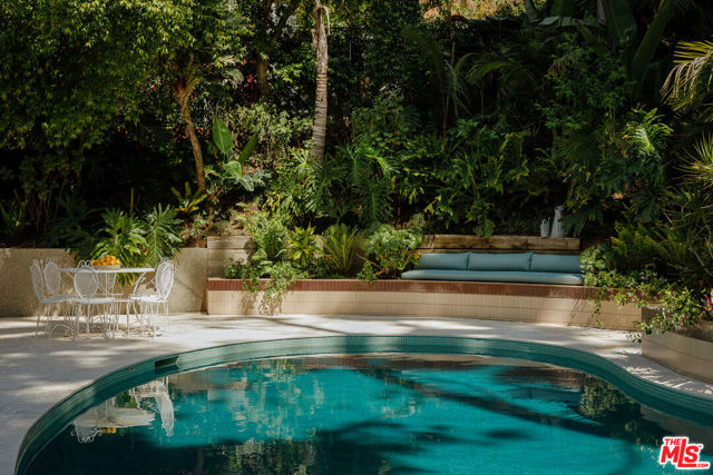 8945 Wonderland Park Avenue, Los Angeles CA: https://media.crmls.org/mediaz/bebc978d-7c7b-46cd-83eb-145552eebdec.jpg