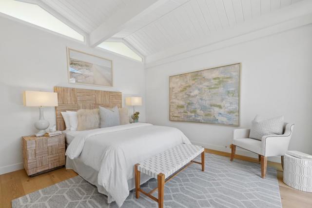 2989 Dolores Way, Burlingame CA: https://media.crmls.org/mediaz/bebe91f6-620e-4860-b2f2-b43038d74d87.jpg