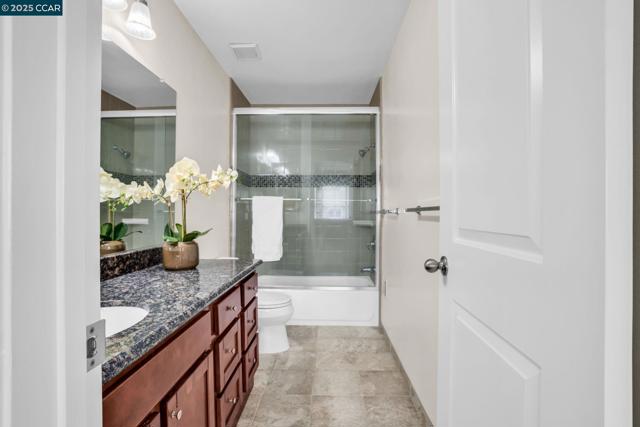 1430 Tampico Pl, Walnut Creek CA: https://media.crmls.org/mediaz/bebf101a-5ba2-40d6-83f5-53532e97737d.jpg