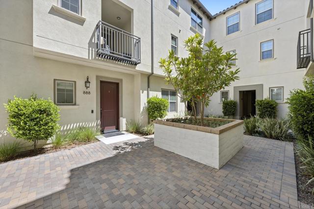 Detail Gallery Image 1 of 1 For 888 Slate St, San Marcos,  CA 92078 - 2 Beds | 2/1 Baths