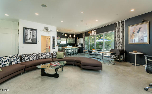 Detail Gallery Image 10 of 34 For 5431 N Townsend Ave, Los Angeles,  CA 90041 - 4 Beds | 2/1 Baths