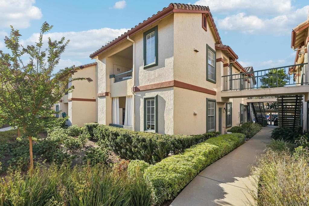 10878 Sabre Hill Dr. - photo 4