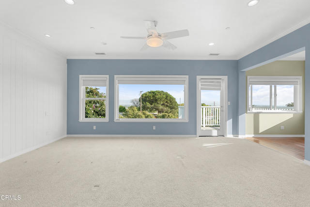 2102 Buena Vista Drive, Camarillo CA: https://media.crmls.org/mediaz/bec24d40-3157-426b-942c-29dd38b57c35.jpg