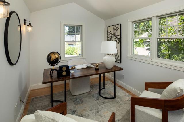 660 Palo Alto Avenue, Palo Alto CA: https://media.crmls.org/mediaz/bec33da9-bb72-4484-868a-4700ee7c59ce.jpg