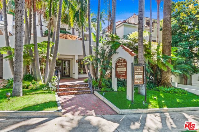 1430 N HARPER Avenue, West Hollywood CA: https://media.crmls.org/mediaz/bec37d2e-26a2-4814-8f1c-6fbaa544f795.jpg